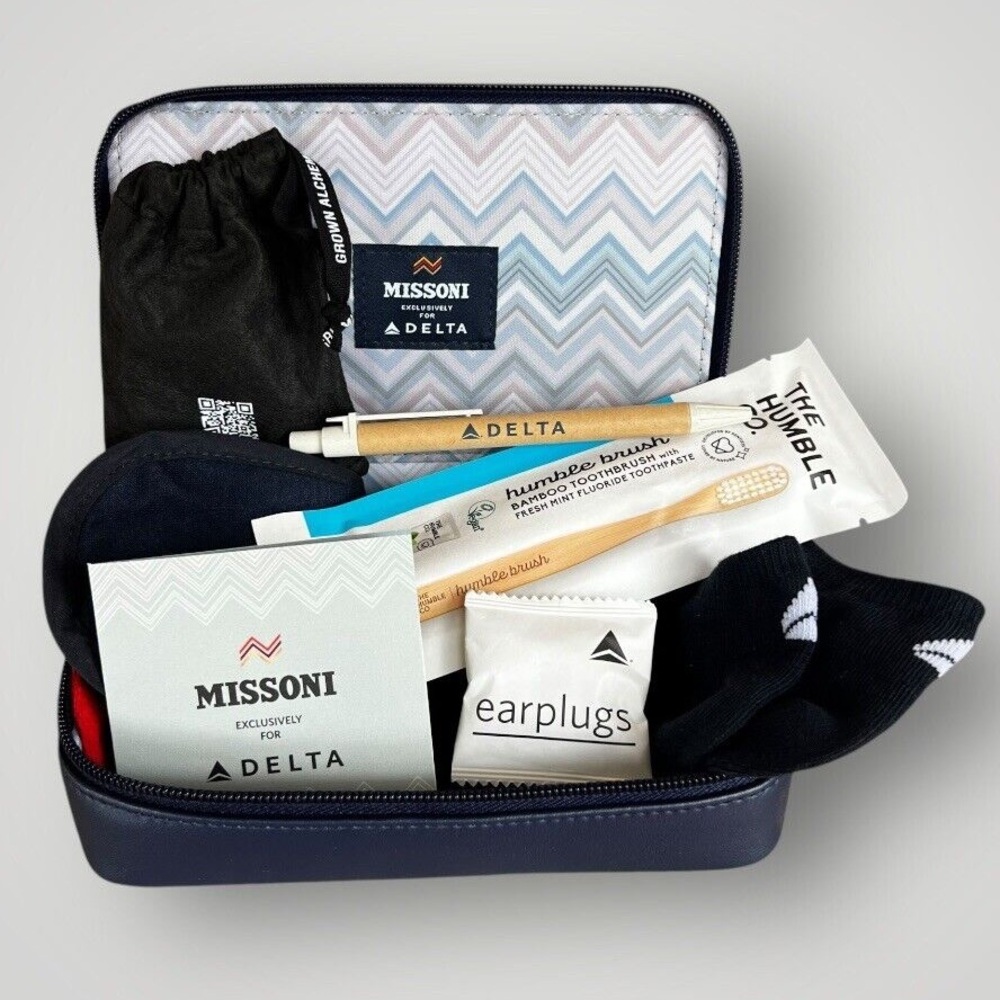 DELTA MISSONI Delta 1 Travel Sophisticated Amenity Kit Collectible Souvenir New‎